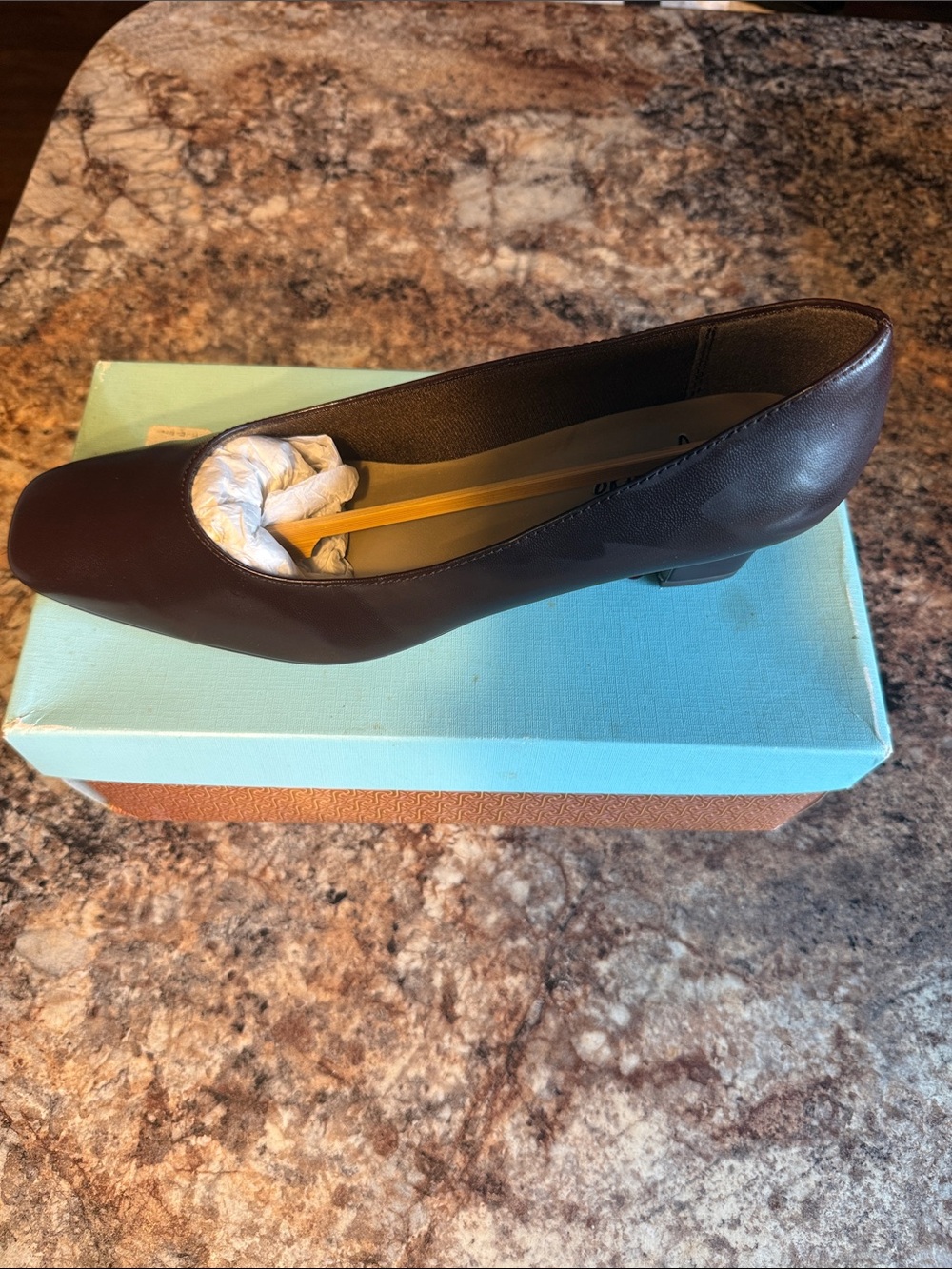 Life Stride Brown Low Block Heel Pump